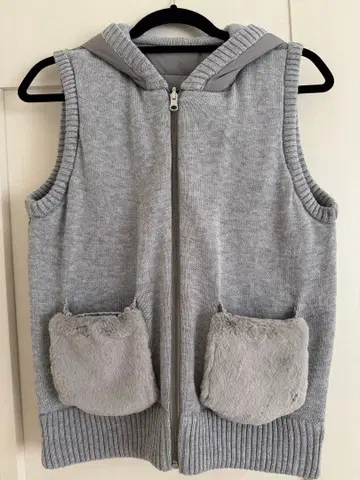 그레이 후드 부착 퀼팅 베스트 FENICE