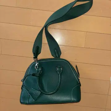 미라 오웬 백 그린