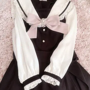 LIZLISA 리즈리사 세일러 카라 셋업 블랙