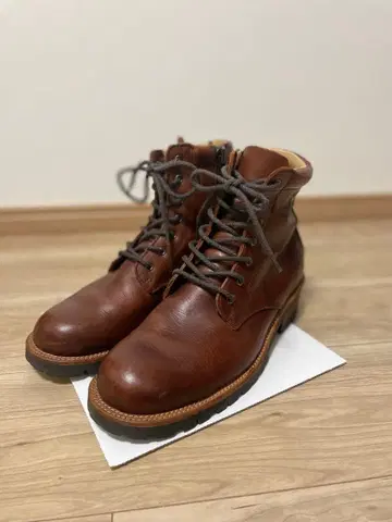 SLOW WEAR LION 사이드 지퍼 부츠