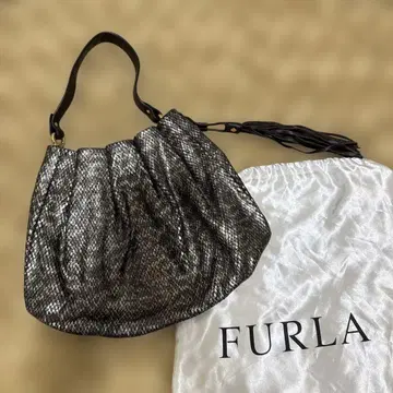 FURLA 프린지 핸드백