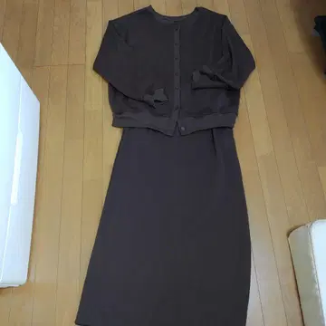 uricca 우리카 여성용 셋업 맨투맨 맥시 길이 스커트 L