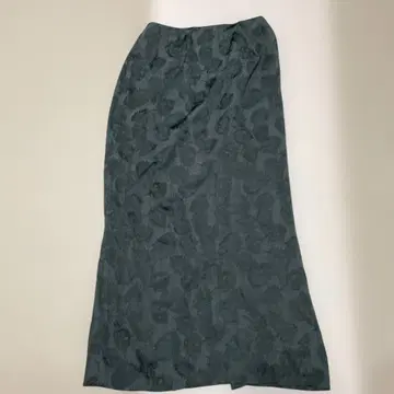 뷰티 앤 유스 유나이티드 애로우즈 타이트 스커트