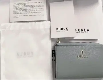 새상품급 FURLA CAMELIA 키케이스 정품 훌라 가죽 키케이스
