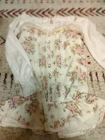 LIZ LISA 오프숄더 상의