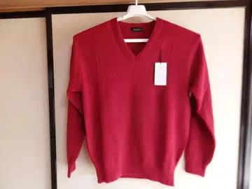 와인색 M 사이즈 울 스웨터