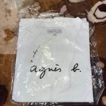 아네스베의 반팔 티셔츠