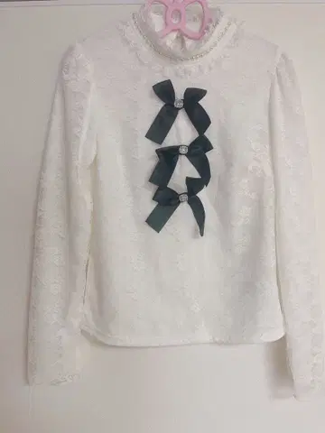 앙크루즈 레이스 화이트 셔츠 리본 포함