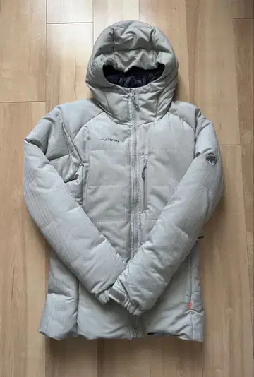 MAMMUT 마무트 다운 자켓 아우터 라이트 그레이 S