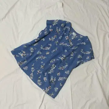 어반 리서치 도어스 플라워 블라우스