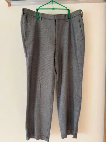 유니클로 울 그레이 하운드 투스 슬랙스