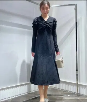 셀포드 CELFORD 머메이드 개더 컷 원피스 사이즈