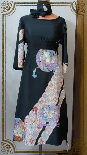 자수 장식 블랙 소매 리메이크 롱 원피스 허리끈, 기타 끈 포함