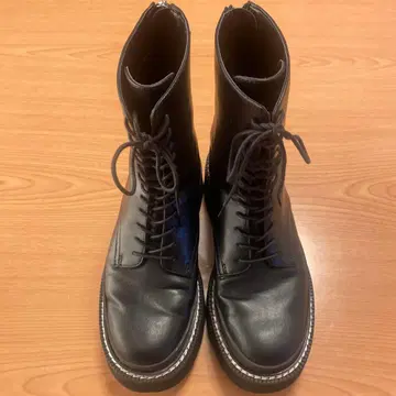 JEANASIS 레이스업 통굽 부츠 블랙