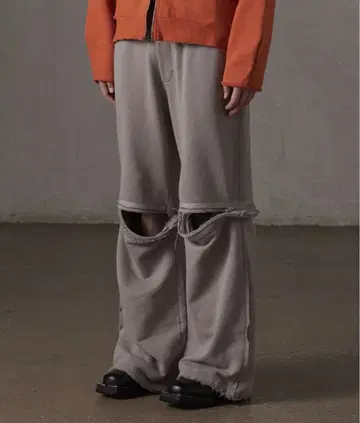 [ GRANCY ] 지퍼 디자인 스웨트 팬츠 그레이 / L