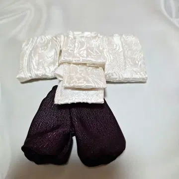 오비츠11 카리긴 화이트 기모노