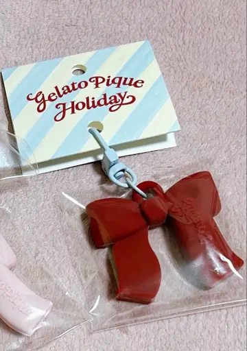 젤라또피케 팝업 스토어 참 리본 빨간색
