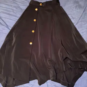 프레이아이디 블랙 플레어 스커트 버튼 포함