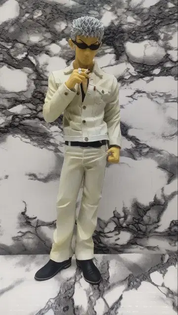 크로우즈&워스트 피규어 미토 타츠야