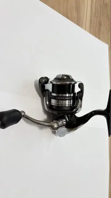 C2000HGS 스피닝 릴