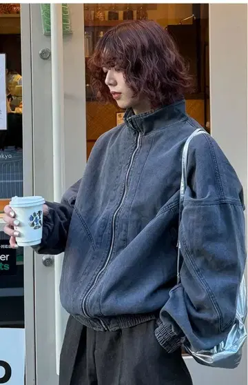 다크 그레이 오버 사이즈 데님 자켓