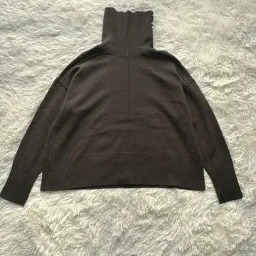 새상품급 PAUL SMITH 폴스미스 터틀넥 니트 브라운 XL