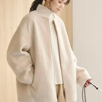 [택 포함 새상품] 그린 라벨 릴랙싱 보아 노카라 블루종 FREE