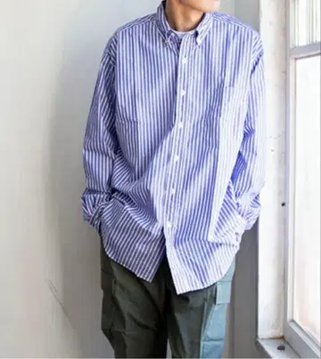 FREEMANS SPORTING CLUB 버튼 다운 스트라이프 셔츠