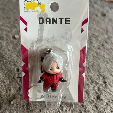 데빌 메이크라이 단테 스트랩 대 캡콤전 코스튬 큐피