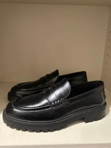 H&M 블랙 로퍼 러버 솔 사이즈 39 블랙