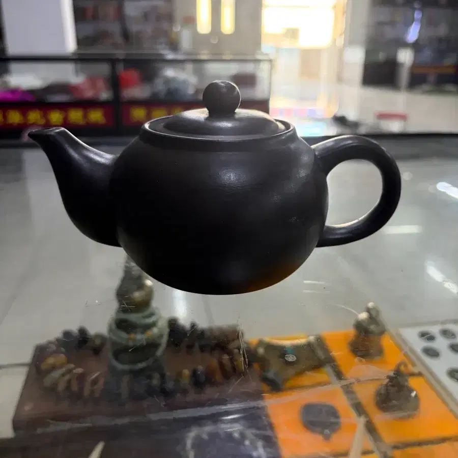 1990s Zisha teapot (in transit)