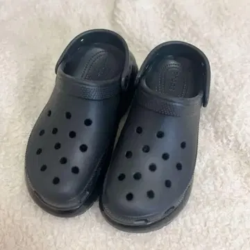 Crocs 클래식 메가크러쉬 크로그 블랙