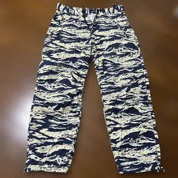 XLARGE 엑스라지 카모 패턴풍 워크 팬츠