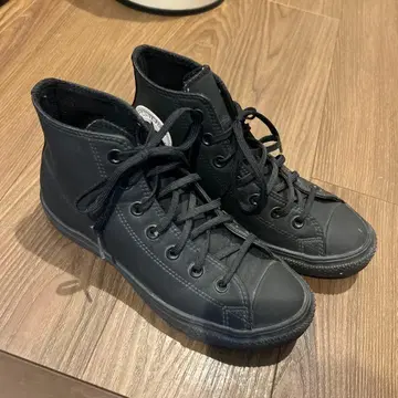 CONVERSE 블랙 하이컷 레인 신발