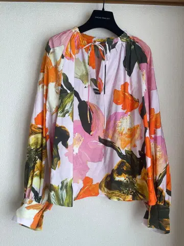 새상품 [ STINE GOYA ] 플로럴 프린트 블라우스