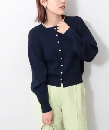 새상품급 노리즈 펄 장식 밀라노 리브 가디건 네이비