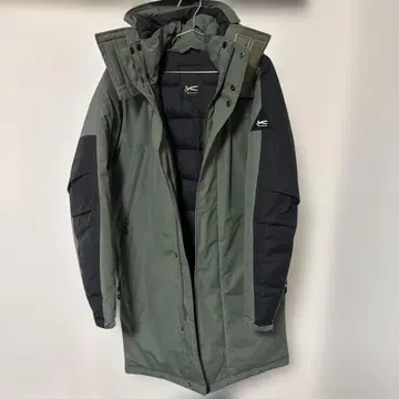 DENHAM 올리브 그린 다운 자켓