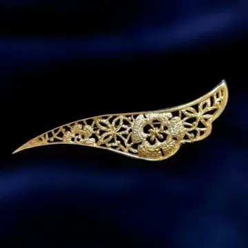 빈티지 꽃무늬 시스루 조각 브로치