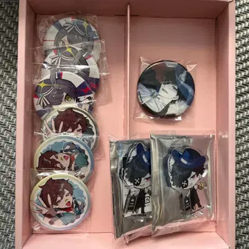 [ 1 ] mondo 워카 에이드 캔뱃지 CR 페스 생일 콜라보 카페