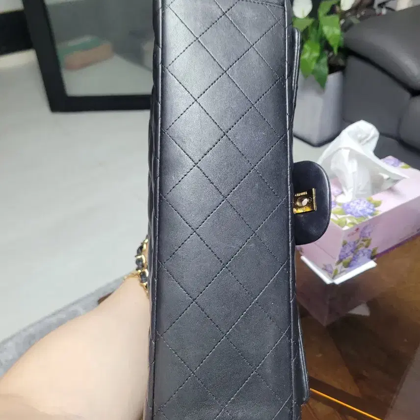샤넬 (네고합의가능)샤넬 클래식 맥시 정품 2플랩 램스킨 죤예 사진 6