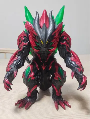 울트라 괴수 시리즈 울트라맨 베리알 강화 형태 아크 베리알