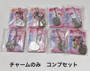 산리오 헬로키티 러브&베리 시크릿 참 8종 컴플리트