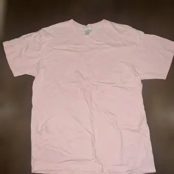 어솔트 릴리 T셔츠