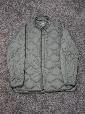 유니클로 White Mountaineering 다운 XL 사이즈