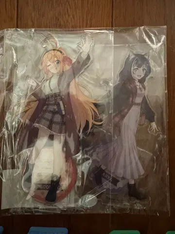 프리코네 로손 아크릴 스탠드 페코린느 캬루