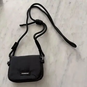 [ 해외 STARBUCKS ] 미니미니 크로스 바디백 블랙