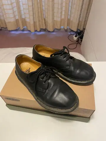 닥터마틴 로퍼 (3홀 신발)