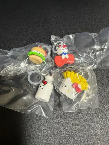 헬로키티 아메리칸 디자인 메지루시 액세서리 4종 세트