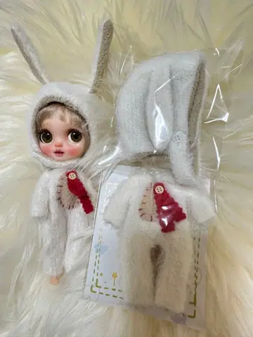 팝마트 브라이스 의류 토끼 새상품 미사용