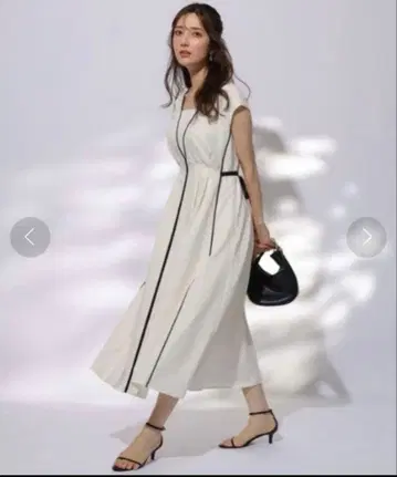 아푸와이저 리셰 더블 턱 플레어 원피스